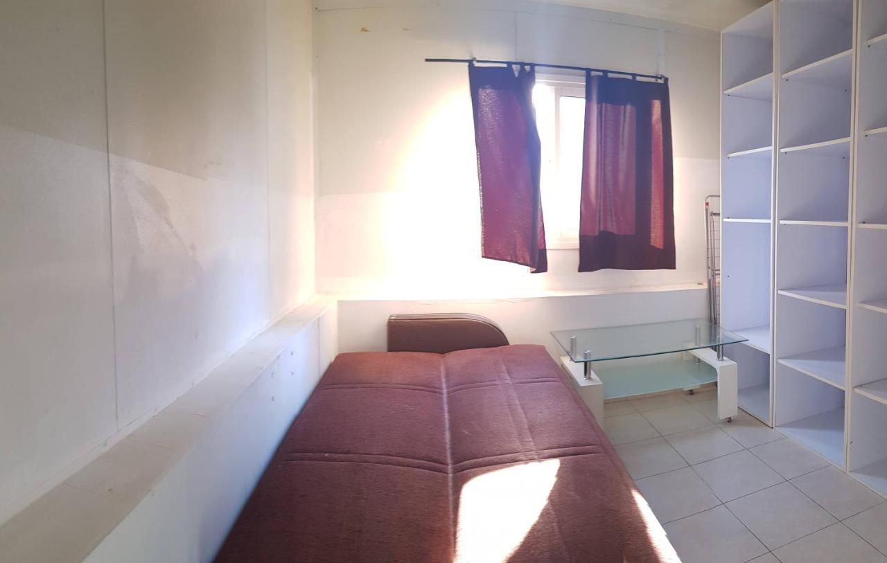 Cozy Flat With Parking Well-Placed Near Tlv Airport Appartement Lod Buitenkant foto