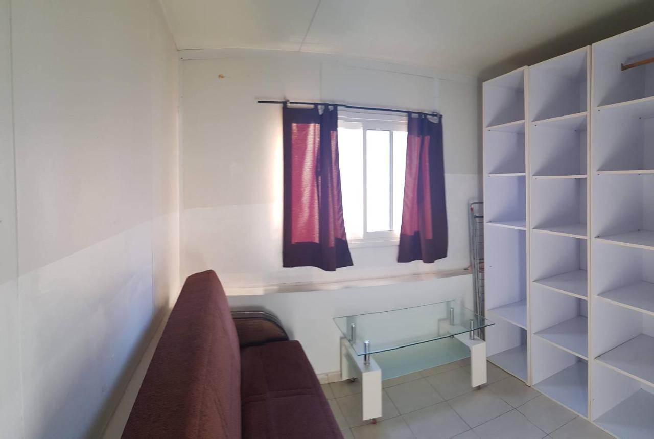 Cozy Flat With Parking Well-Placed Near Tlv Airport Appartement Lod Buitenkant foto